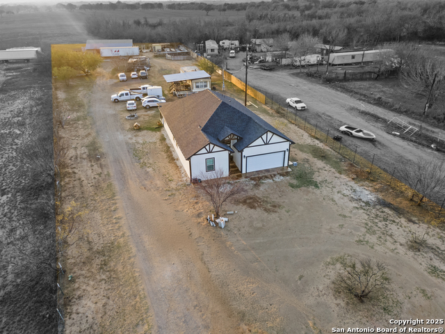 Image 5 of 37 For 16851 Griffin Rd #2