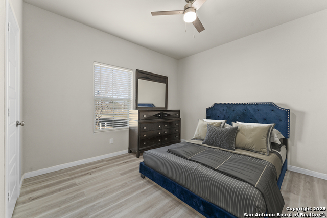 Image 8 of 37 For 16851 Griffin Rd #2