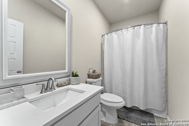 Image 9 of 37 For 16851 Griffin Rd #2