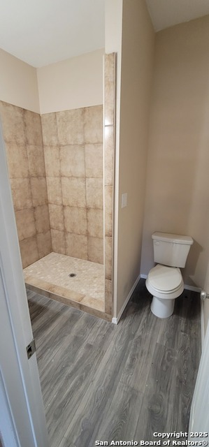 Image 17 of 39 For 127 Orange  