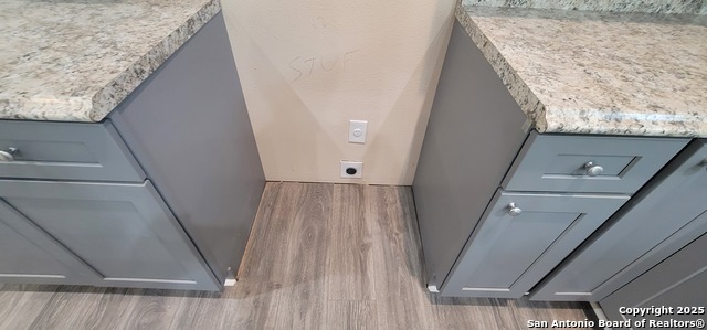 Image 8 of 39 For 127 Orange  