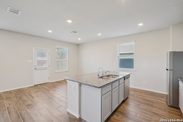 Image 10 of 37 For 2564 Smokey Cv