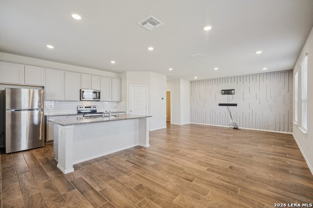 Image 8 of 37 For 2564 Smokey Cv