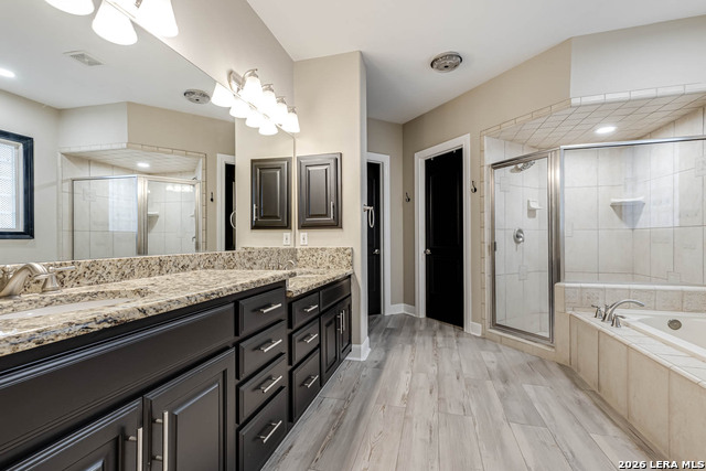 Image 23 of 34 For 18930 Calle Cierra