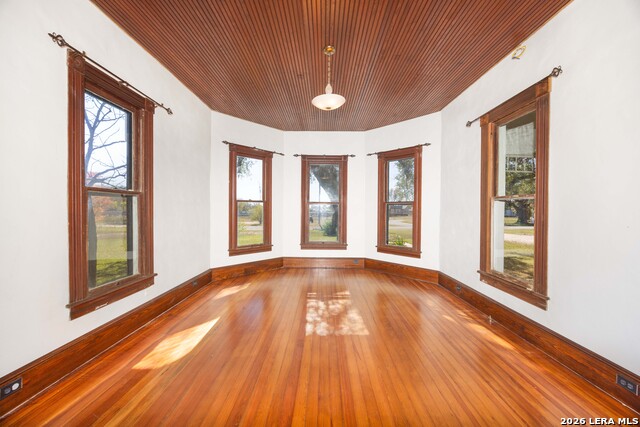 Image 9 of 30 For 7150 County Road 429