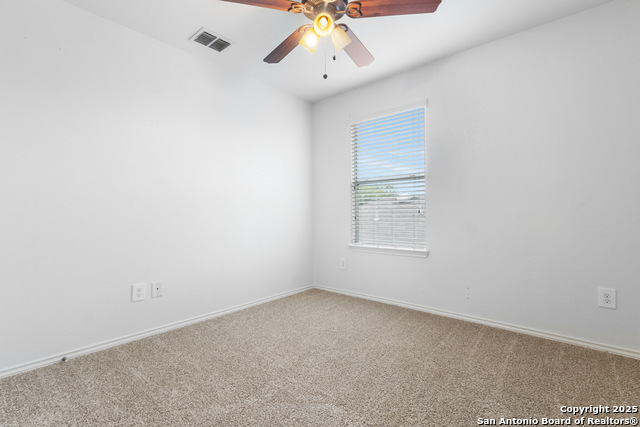 Image 19 of 31 For 9418 Madison Crk