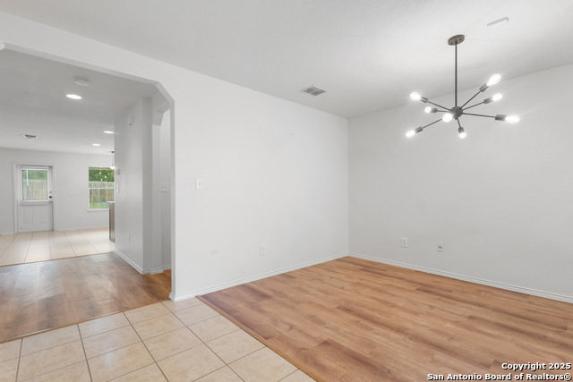 Image 8 of 31 For 9418 Madison Crk