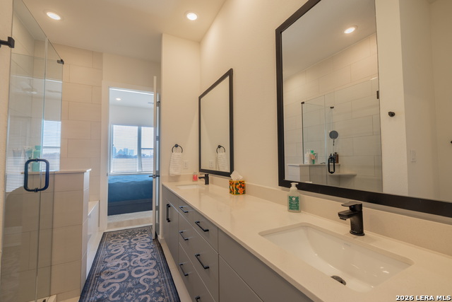 Image 16 of 23 For 719 Locust E 4110