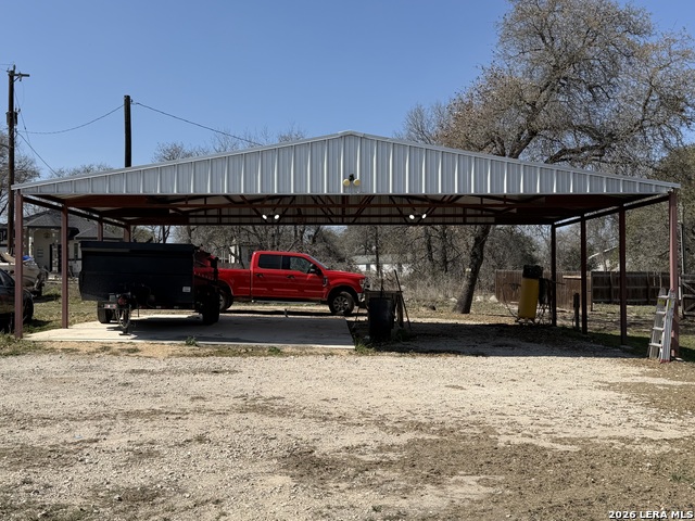 Image 2 of 5 For 4811 Treebark Ln