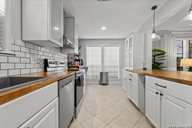 Image 10 of 30 For 165 Rampart Dr W 701