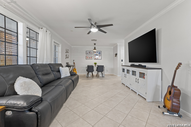 Image 15 of 30 For 165 Rampart Dr W 701