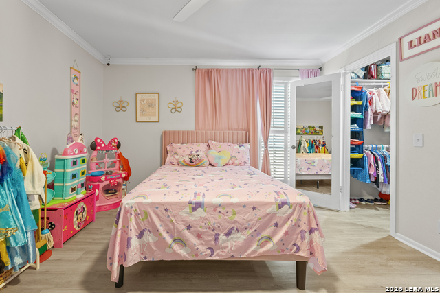 Image 17 of 30 For 165 Rampart Dr W 701