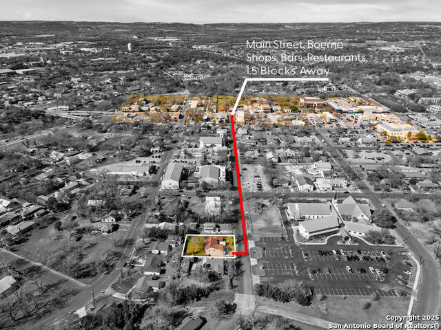 Image 25 of 27 For 313 James St