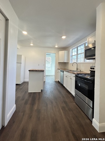 Image 14 of 24 For 715 Gerald W