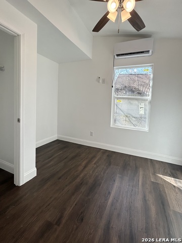 Image 15 of 24 For 715 Gerald W