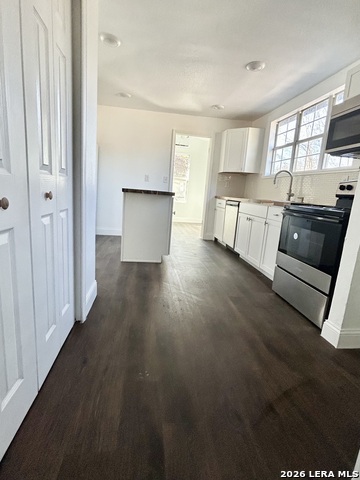 Image 21 of 24 For 715 Gerald W