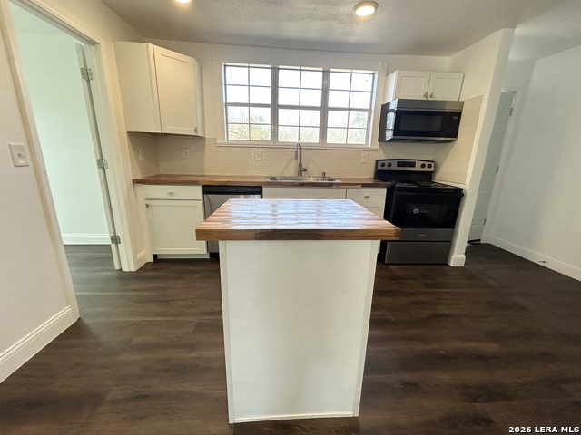 Image 7 of 24 For 715 Gerald W