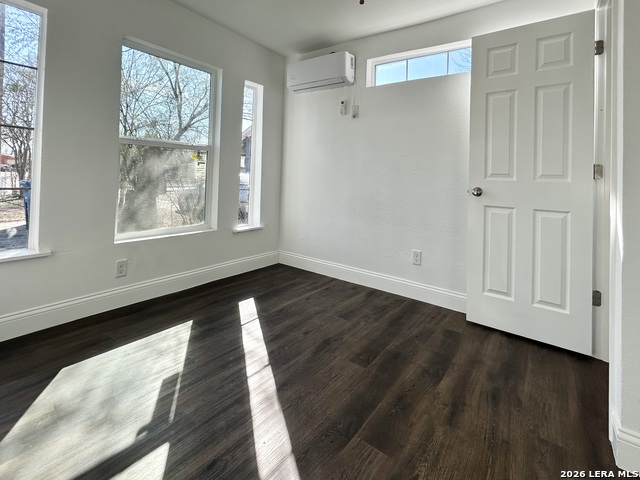 Image 9 of 24 For 715 Gerald W