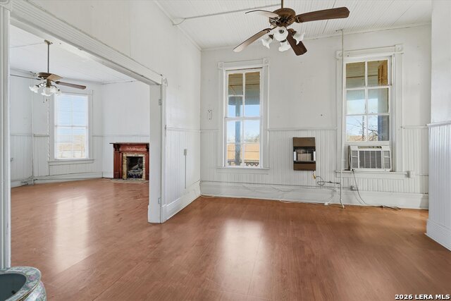 Image 17 of 59 For 802 Kentucky Ave