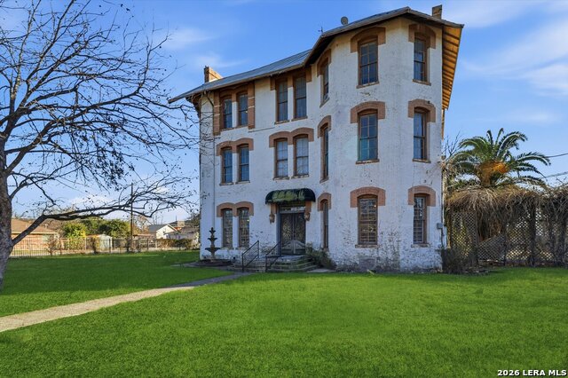 Image 2 of 59 For 802 Kentucky Ave