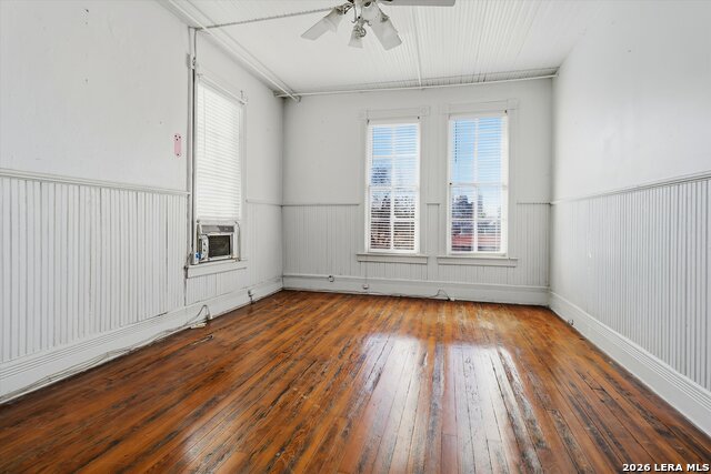 Image 20 of 59 For 802 Kentucky Ave