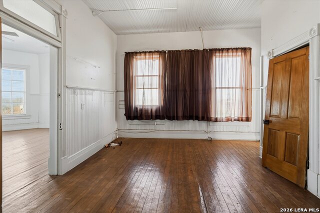 Image 31 of 59 For 802 Kentucky Ave