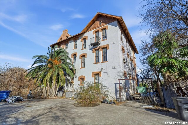 Image 41 of 59 For 802 Kentucky Ave