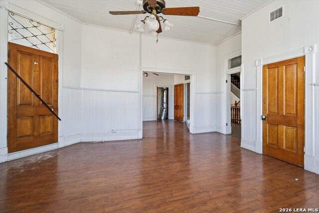 Image 5 of 59 For 802 Kentucky Ave