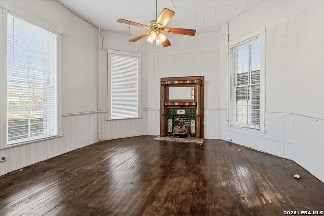 Image 6 of 59 For 802 Kentucky Ave