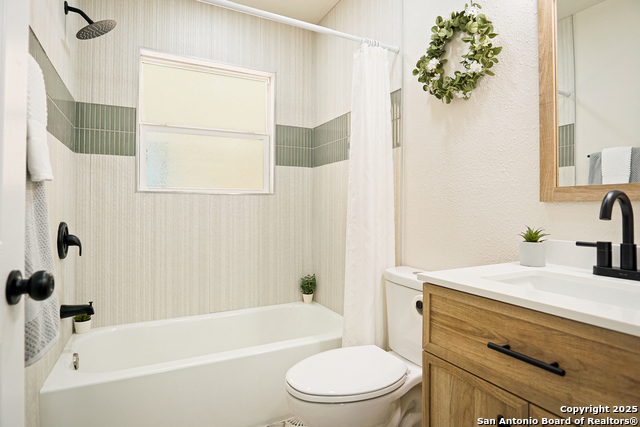 Image 9 of 16 For 462 Springwood Ln