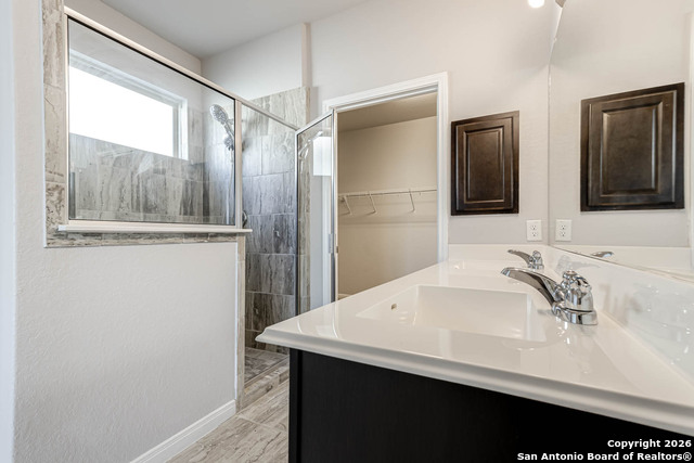 Image 21 of 32 For 8908 Arundal