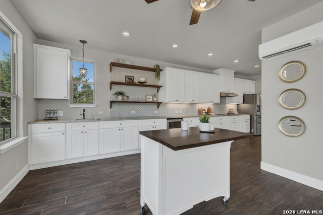 Image 17 of 49 For 1621 Angolo  