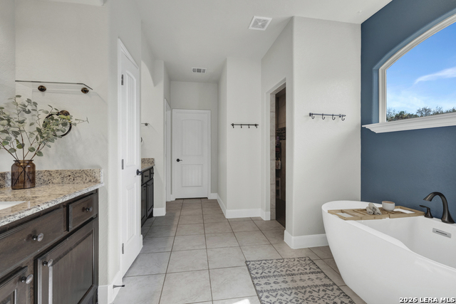 Image 24 of 49 For 1621 Angolo  