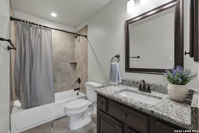 Image 37 of 49 For 1621 Angolo  