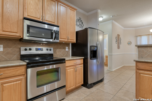 Image 23 of 31 For 827 Point Cove