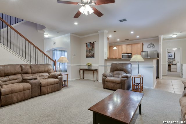 Image 4 of 31 For 827 Point Cove