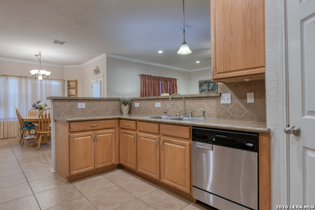 Image 7 of 31 For 827 Point Cove