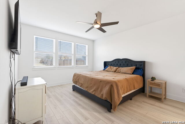 Image 19 of 28 For 2906 Vista Pkwy