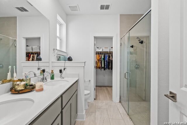 Image 21 of 28 For 2906 Vista Pkwy