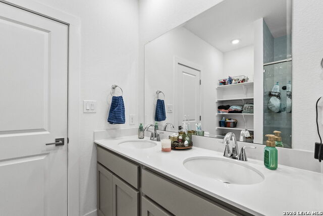 Image 23 of 28 For 2906 Vista Pkwy