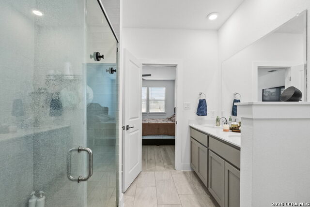 Image 25 of 28 For 2906 Vista Pkwy