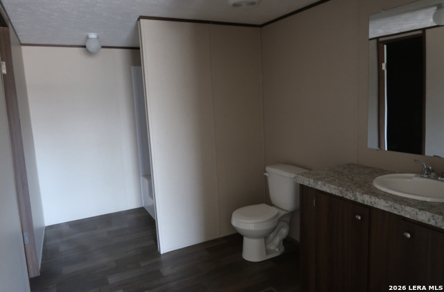 Image 10 of 19 For 146 Frio Estates Dr