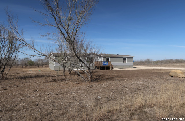 Image 18 of 19 For 146 Frio Estates Dr