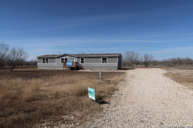 Image 2 of 19 For 146 Frio Estates Dr