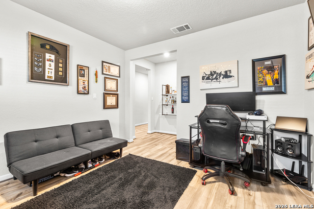 Image 3 of 48 For 2510 Pitcher Rnch