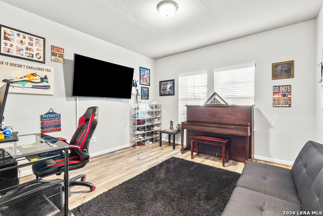 Image 4 of 48 For 2510 Pitcher Rnch