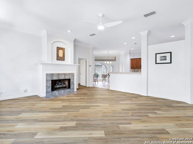 Image 11 of 33 For 26 Silverhorn Drive