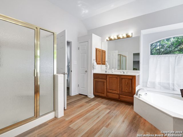 Image 24 of 33 For 26 Silverhorn Drive