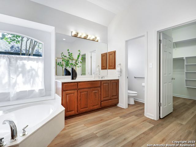 Image 25 of 33 For 26 Silverhorn Drive