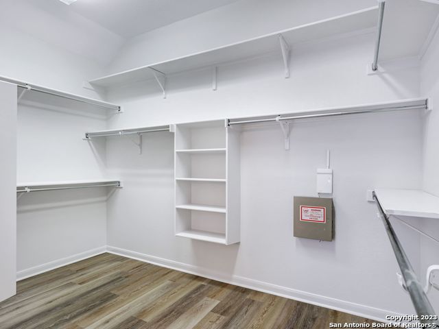 Image 26 of 33 For 26 Silverhorn Drive